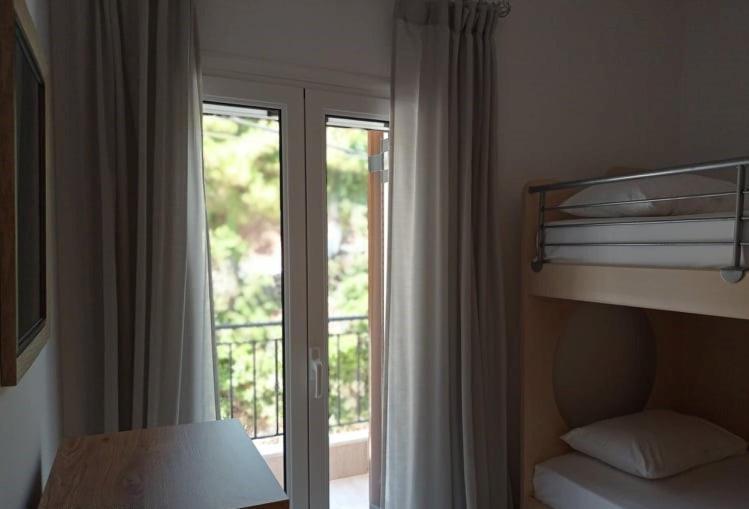 Hermes Holiday Home In The Port Of Sivota Bagian luar foto
