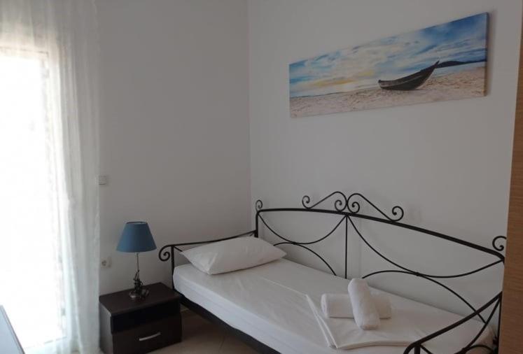 Hermes Holiday Home In The Port Of Sivota Bagian luar foto