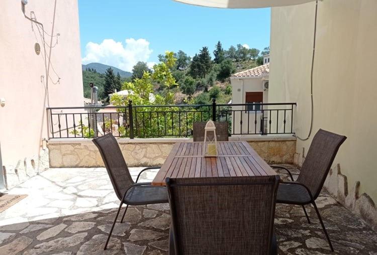 Hermes Holiday Home In The Port Of Sivota Bagian luar foto