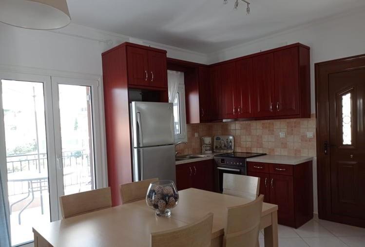 Hermes Holiday Home In The Port Of Sivota Bagian luar foto